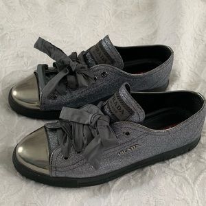 Prada sneakers size 38 Eur Authentic